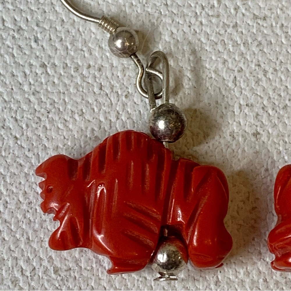 Vintage Southwestern Hand Carved Red Block Coral Buffalo Fetish Dangle Earrings - Picture 2 of 16